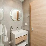 Azur Premium سينتس قسطنطين وهيلينا