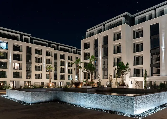 Azur Premium Apartament *