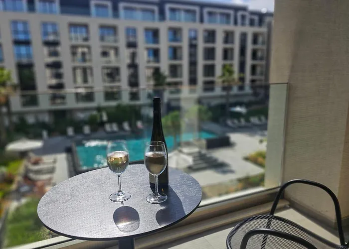 Azur Premium Sweti Konstantin i Sweta Elena